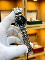 ELEGANCE Ladies Watch – Premium Women’s Timepiece
